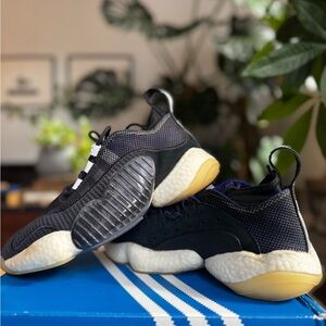 Black and White Adidas Sneakers with Gum Sole